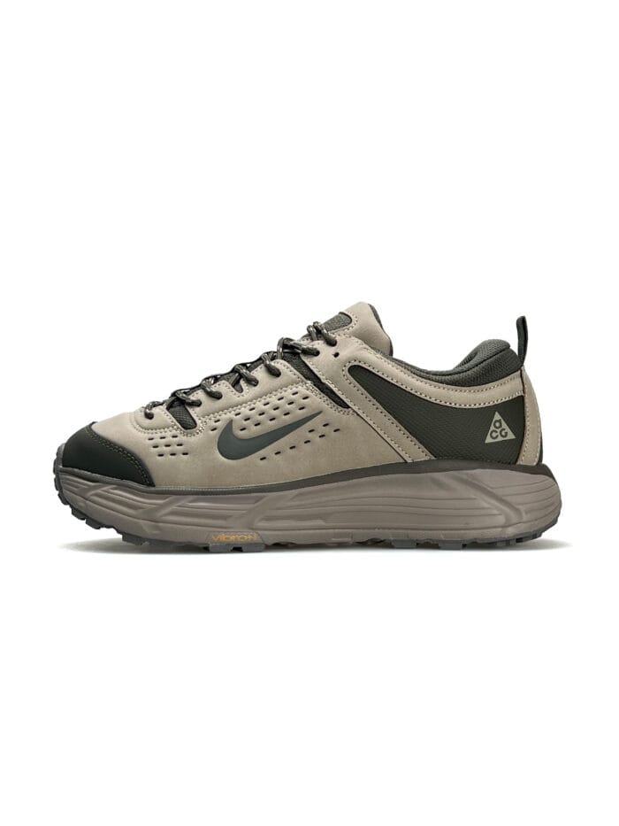 Nike ACG Running Beige Grey