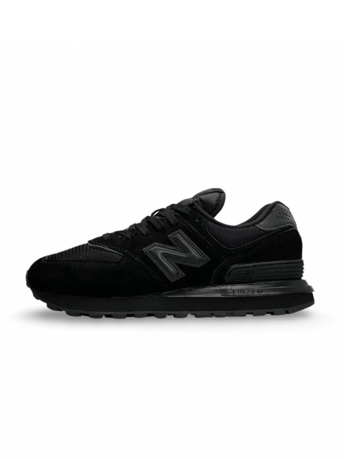New Balance Classic All Black